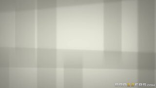 Brazzers Exxtra - Jumping Jumbos - 06/09/2019