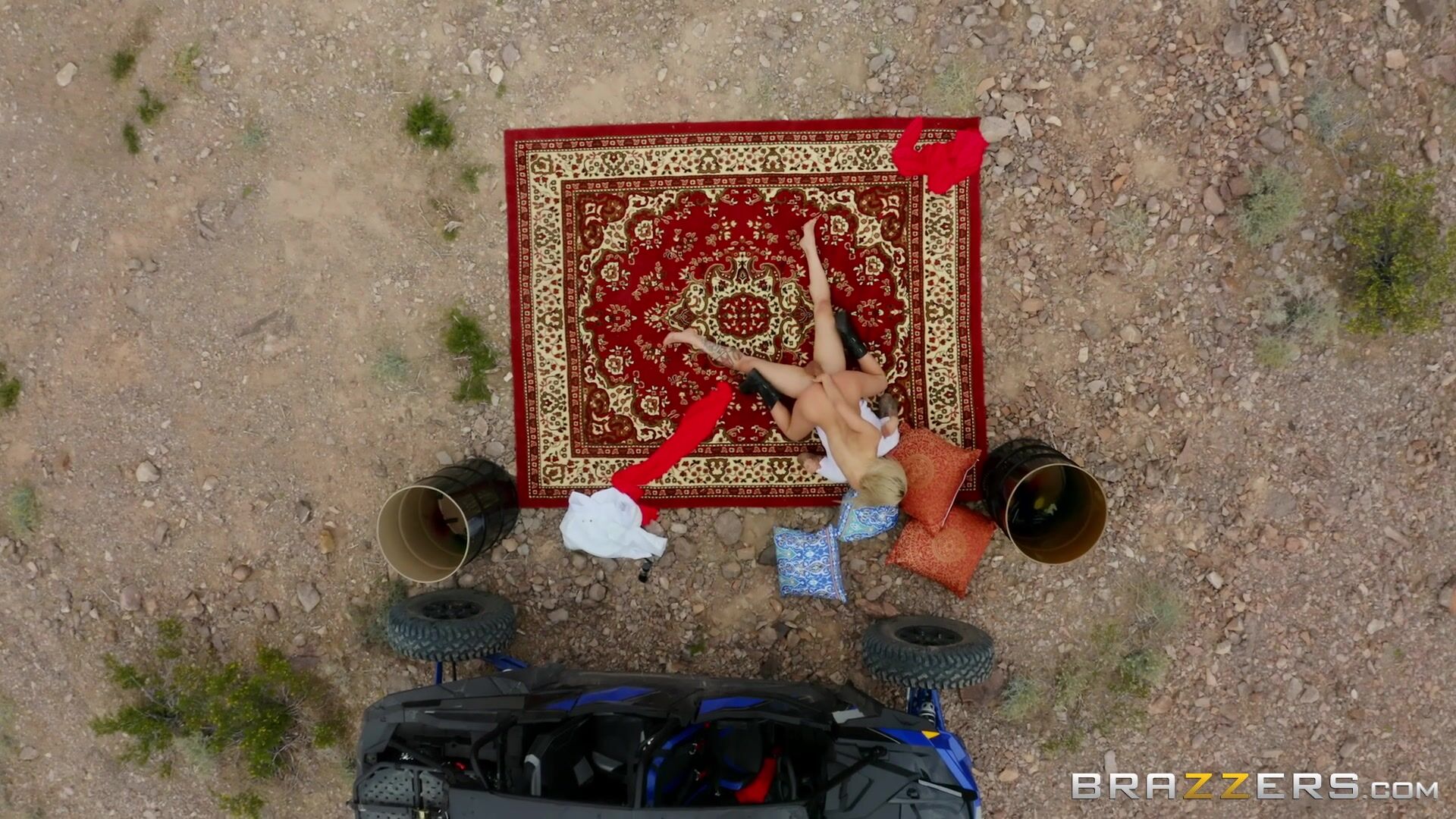 Brazzers Exxtra - Desert Desires - 08/21/2019