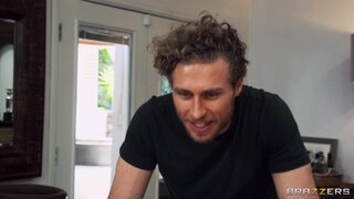 Brazzers Exxtra - Best Of Brazzers: Sharing Stepsiblings - 06/09/2020