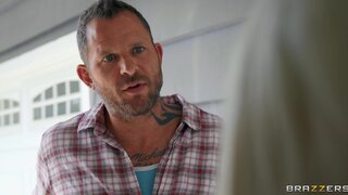 Brazzers Exxtra - The Naked Wife - 07/22/2020