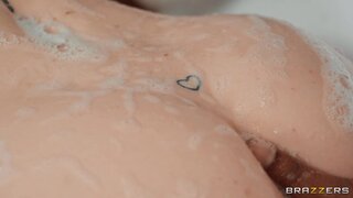 Brazzers Exxtra - Bubble Bath Babe - 01/13/2021