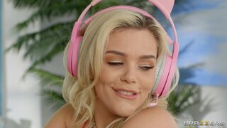 Hot And Mean - Wrecking My Gamer Girl Wife - 01/25/2021
