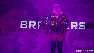 Pornstars Like it Big - Veiled Deville - 08/13/2021