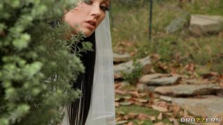 Brazzers Exxtra - Runaway Bride Needs Dick - 09/10/2021