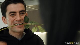 Brazzers Exxtra - Double Date with a Desperate Dick - 10/05/2021