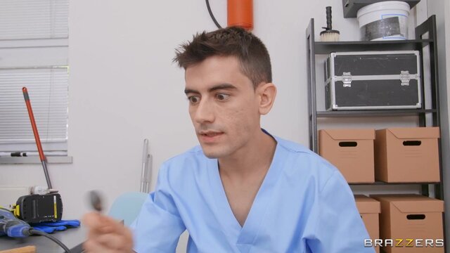 Brazzers Exxtra - Nurse Gets A Glory Hole Ass Fuck - 10/29/2021