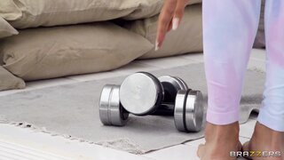 Brazzers Exxtra - Pool Pleasure - 11/14/2021