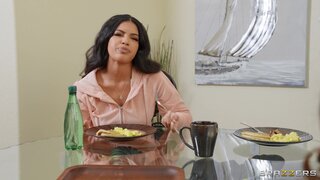 Brazzers Exxtra - Milf Troubles And Cum Bubbles - 02/16/2022