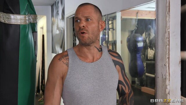 Brazzers Exxtra - What A Knockout! - 02/19/2022