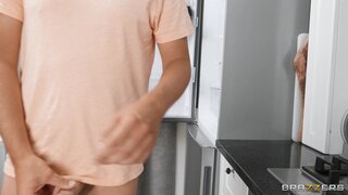 Brazzers Exxtra - Luxury Girl Is Hungry For Cock - 03/29/2022