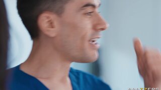 Brazzers Exxtra - The Sneaky Masseur - 11/05/2024