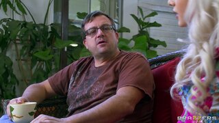 Teens Like It Big - If Dad Won't Help, Strangers Will - 04/05/2016