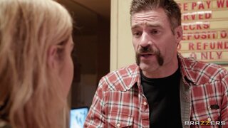 Brazzers Exxtra - ZZ Motel: Dicking The Drifter - 06/19/2018