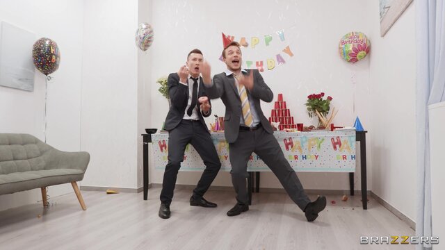 Brazzers Exxtra - Workplace Pussy Party - 04/21/2022