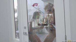 Brazzers Exxtra - Window Licking Dildo Suckers Get Real D - 05/07/2022