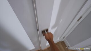 Brazzers Exxtra - My GF's Hot Mom Does Anal! - 08/06/2022