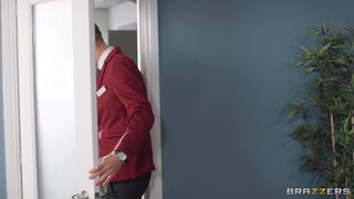 Brazzers Exxtra - No-Tell Motel Part 2 - 11/07/2022
