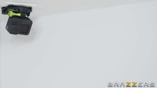 Brazzers Exxtra - Caught Her On Cam - 02/02/2023