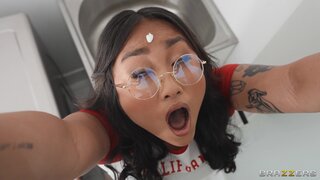 Brazzers Exxtra - Absolute Pantymonium - 02/06/2023