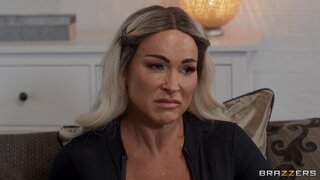 Brazzers Exxtra - Thief Gets Caught By Therapist - 04/17/2023