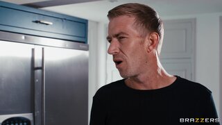 Brazzers Exxtra - Quincy's Summer Sex-Capade - 02/21/2024