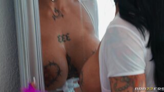 Brazzers Exxtra - My Fucking Crazy Cosplay Girlfriend - 04/25/2024