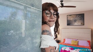 Brazzers Exxtra - The Personal Shopper - 05/16/2024