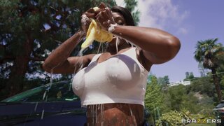 Brazzers Exxtra - Soapy Sluts Squeaky Cleaners - 08/19/2024