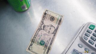 Brazzers Exxtra - Bodega Babe Bodycount - 11/11/2024