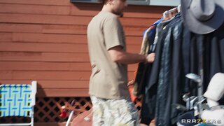 Brazzers Exxtra - Sweet Deal! An Intense Yard Sale Dickdown - 02/10/2025