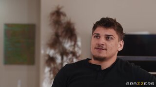 Brazzers Exxtra - Satisfying Face To Sit On - 05/08/2025