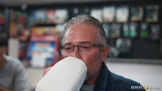 Brazzers Exxtra - Bodega Babes Behaving Badly - 11/11/2025