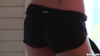 I Know That Girl - Working Out My Hard Cock - 04/27/2011