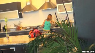 I Know That Girl - Birthday Breakfast in Bed - 04/17/2013