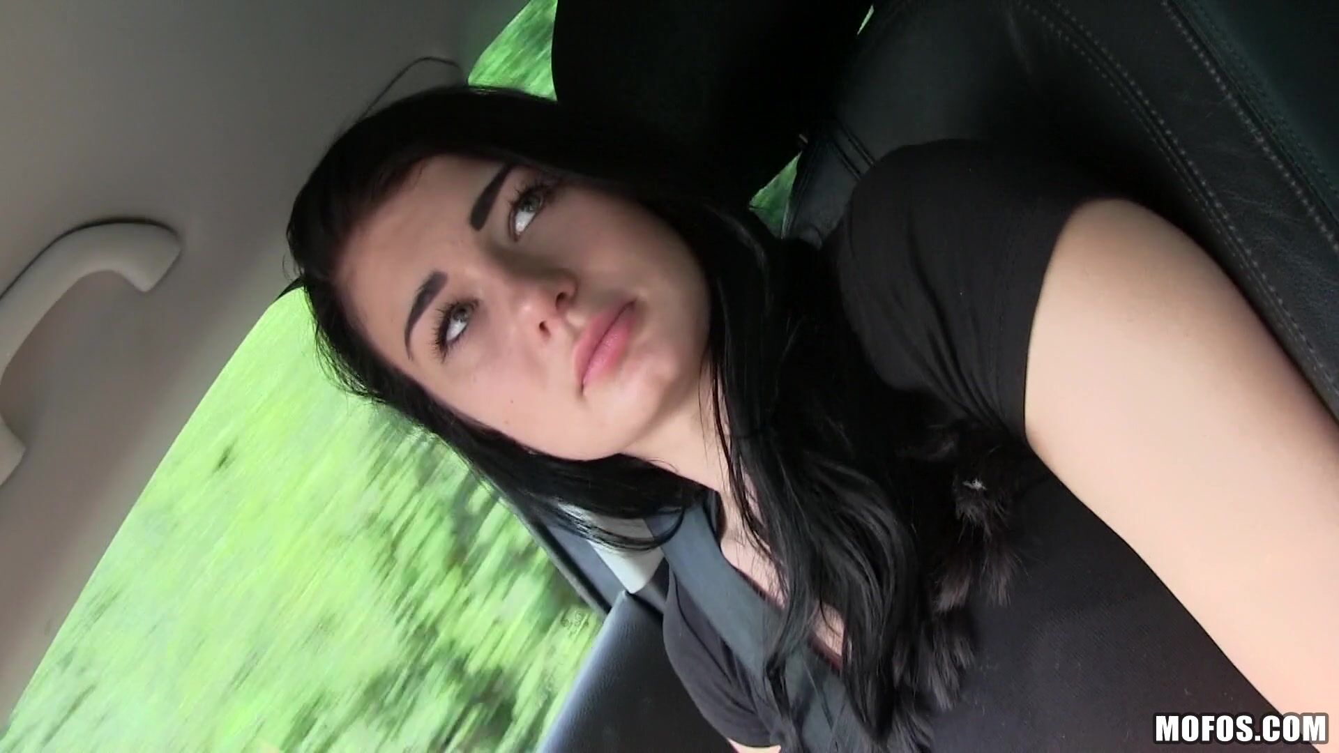 Stranded Teens - Seducing the Stranded Teen - 04/17/2014