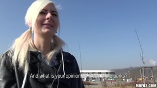 Public Pickups - Seduction of a Czech Amateur - 06/08/2014