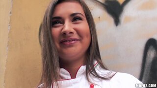 Public Pickups - Russian Babe Is Easy to Bang - 12/14/2014