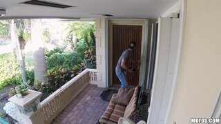 Pervs On Patrol - Hot Babe Gets What She Wants - 02/12/2015