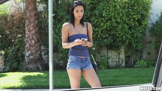 Stranded Teens - Teen Fucks A Stranger - 06/16/2015