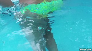Latina Sex Tapes - Big Natural Tits Underwater - 07/07/2015