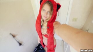 I Know That Girl - Bubblegum Cutie Teases Her Man - 11/23/2015