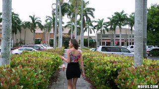 Public Pickups - Sex-Obsessed Amber Fucked Outside - 01/25/2017