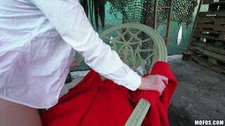 Public Pickups - Pilates Instructor Fucks in Alley - 03/01/2017