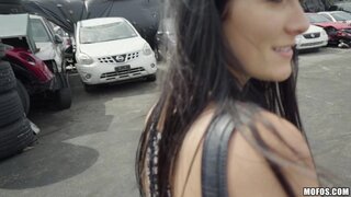 Public Pickups - American's Risky Public Fuck - 04/19/2017