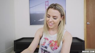 I Know That Girl - Sneaky Teens' Risky Fuck - 03/30/2017