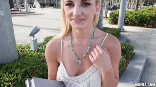 Public Pickups - Public Sex With Jade Amber - 08/30/2017