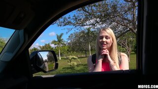 Stranded Teens - Side Of The Road Slut - 06/16/2018