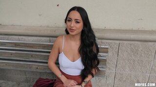 Public Pickups - Fucking The New Girl In Town - 06/20/2018