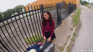 Stranded Teens - Leaving Her Baggage Behind - 02/26/2019