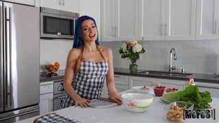 Girls Gone Pink - Jewelz Sexy Kitchen - 04/13/2020